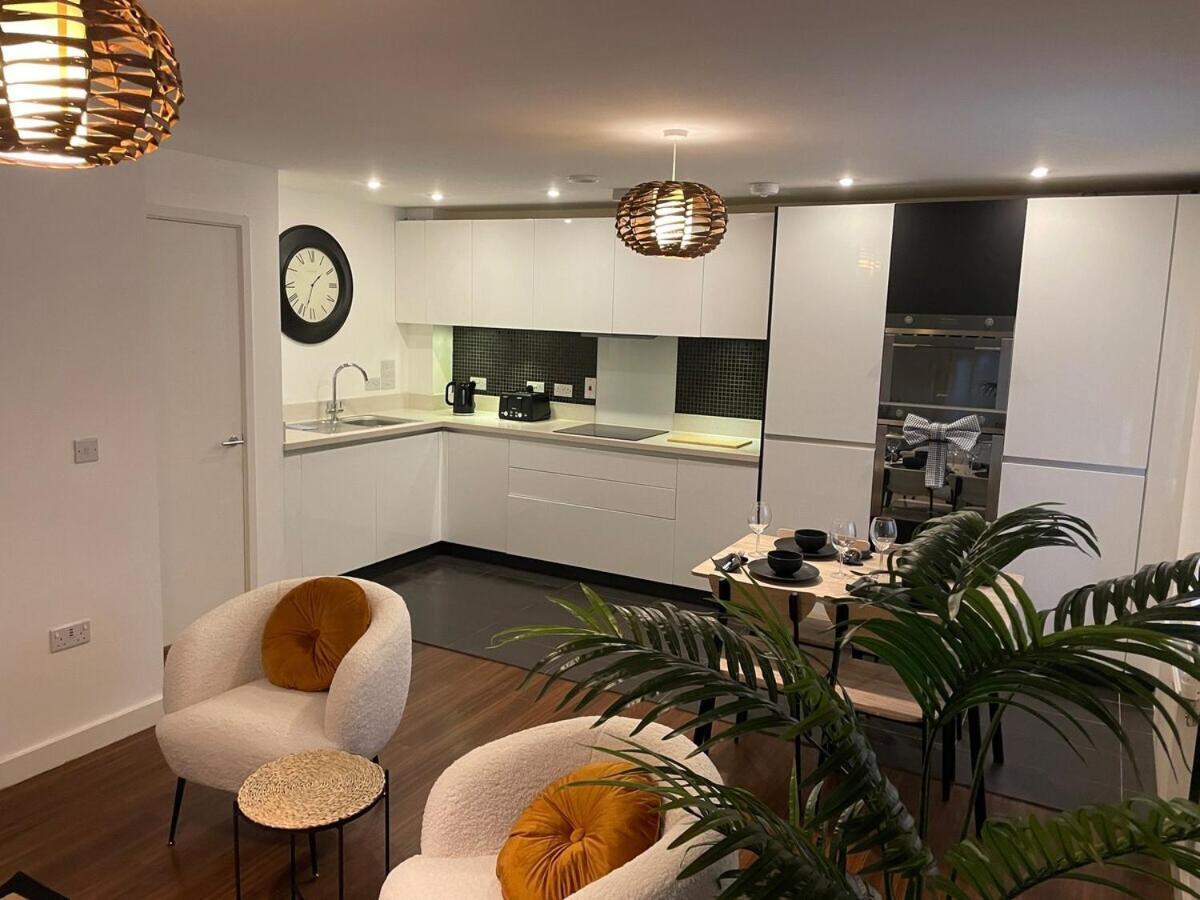 Superior Cambridge 2 Bed Apartment Inc King Bed Trumpington Exterior foto